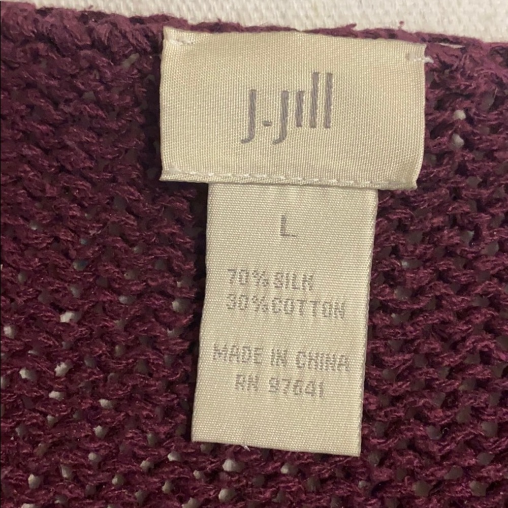 05:11 - J.Jill Silk & Cotton 1/2 button down Cardigan - Picture 11 of 11